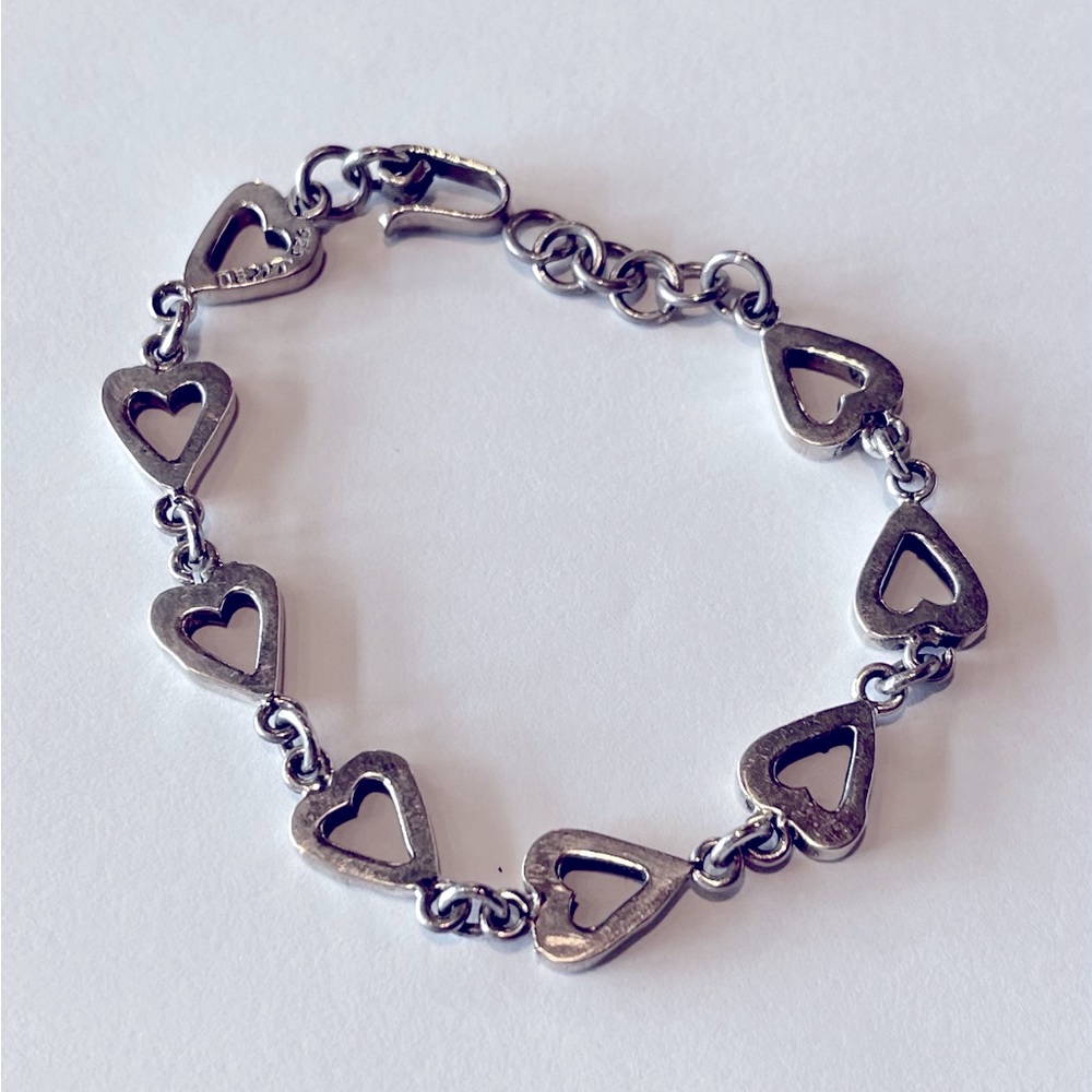 Los Ballesteros 9.25 Sterling Silver Heart Bracelet. Handmade unique design